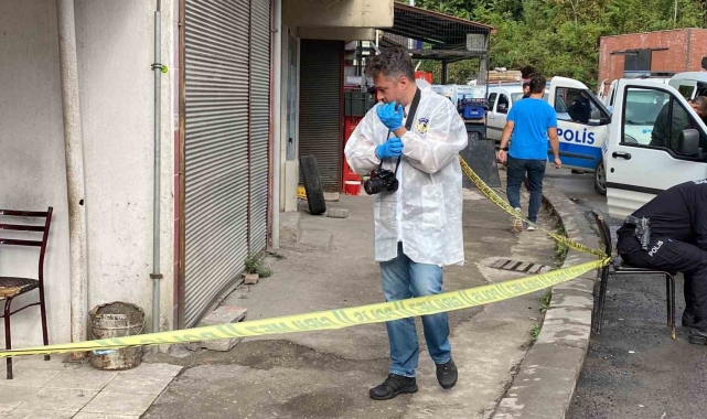 Tartıştığı adamı ayağından vurdu