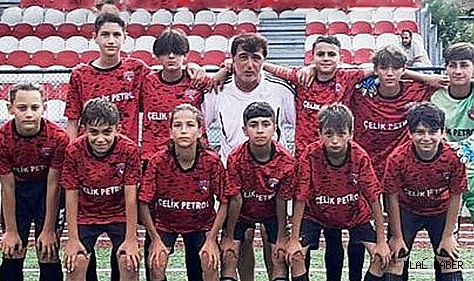 TÜRKELİ U-12 TAKIMI FIRTINA GİBİ ESİYOR