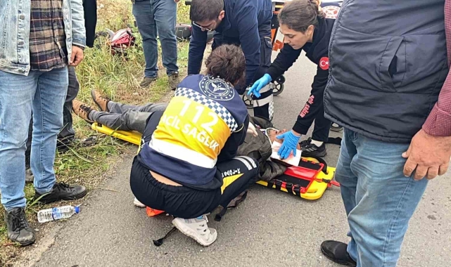 Uzunköprü'de tır motosiklete çarptı: 1 yaralı