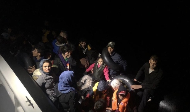 Yunan unsurlarınca ölüme terk edilen 46 kaçak göçmen kurtarıldı