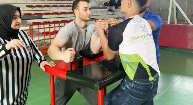 100. yıla özel bilek güreşi turnuvası