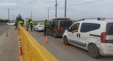 2023'ün ilk 10 ayında bin 752 kişiye emniyet kemeri cezası yazıldı