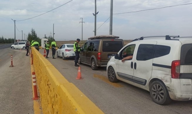 2023'ün ilk 10 ayında bin 752 kişiye emniyet kemeri cezası yazıldı