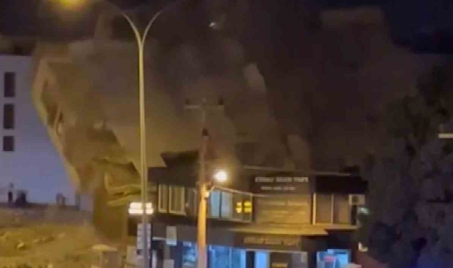 5 katlı binanın yerle bir olduğu anlar kamerada