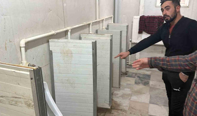 5. Levent'teki şantiyede çalışan işçiler isyan etti
