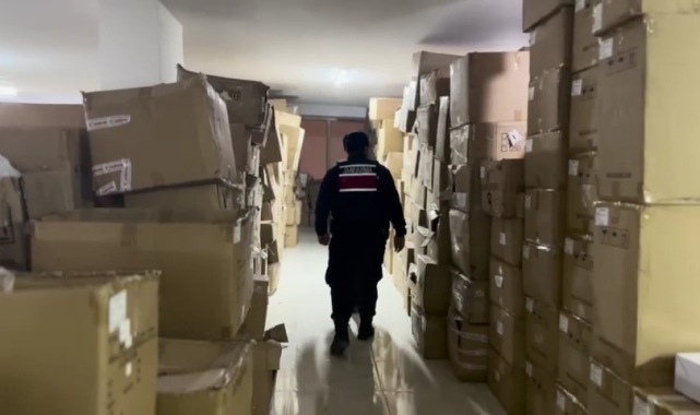 70 milyon TL'lik taklit ürün operasyonu: Çin'den ucuz getirip marka taklidiyle satmışlar