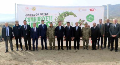 80 ilden gelen toprakla kardeşliğin şehri Erzincan'da fidanlar dikildi