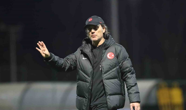 A Milli Futbol Takımı, hazırlıklarını sürdürdü