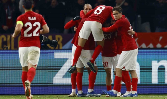 A Milli Futbol Takımı, liderlik için Galler deplasmanında