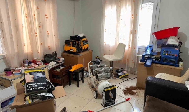Adana'da 3 milyon 500 bin kaçak makaron ele geçirildi