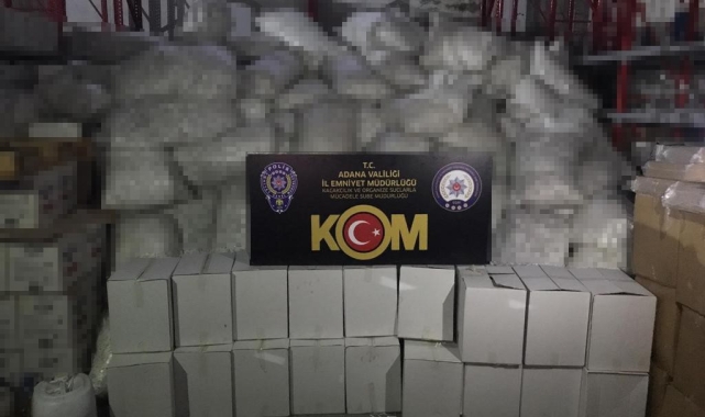 Adana'da 52 milyon 100 bin gümrük kaçağı makaron ele geçirildi