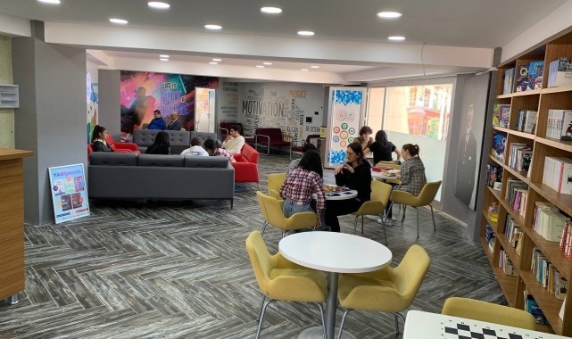 ADÜ Genç Ofis yeni yerinde gençleri bekliyor