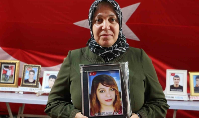 Ailelerin HDP önündeki evlat nöbeti bin 522. gününde