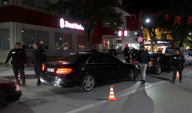 Aksaray polisinden şok uygulamalar