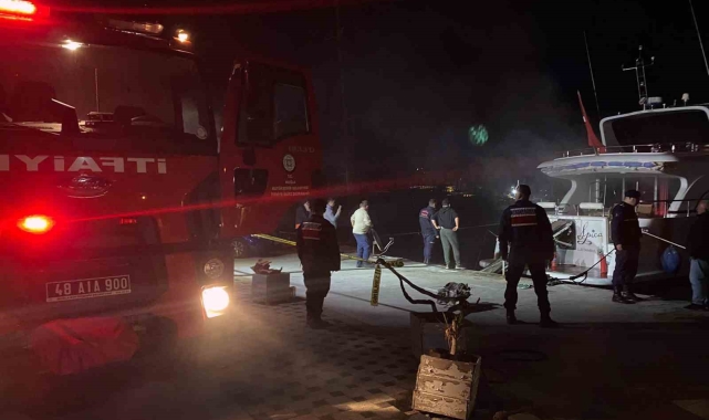 Akyaka&#039;da limanda bağlı Motoryat&#039;ta yangın