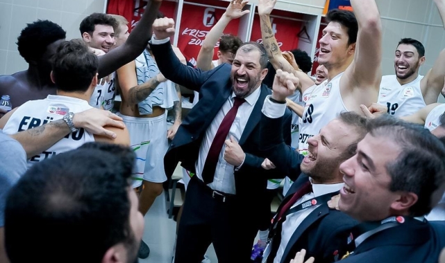 Aliağa Petkimspor, zirveye oynuyor