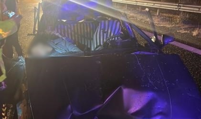 Ankara'da otomobil tıra arkadan çarptı: 1 ölü, 2 yaralı