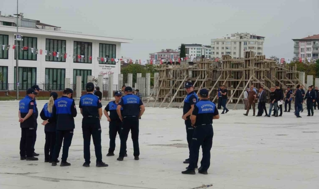 Atakum'da '100. Yıl Anıtı' inşaatı durduruldu