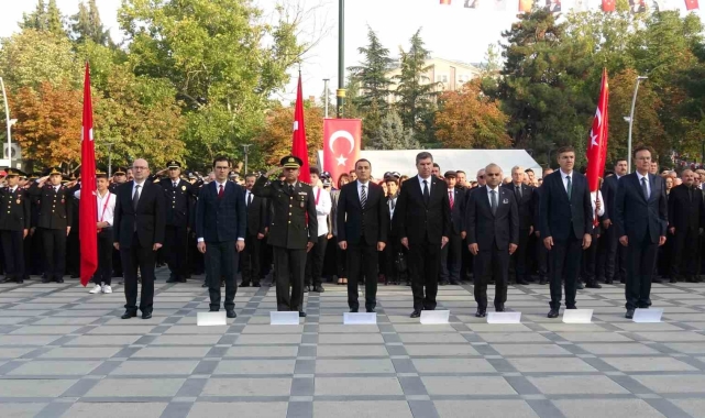 Atatürk, ölümünün 85'inci yılında Burdur'da törenlerle anıldı