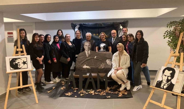 Avrasya üniversitesi 10 Kasım Atatürk'ü anma töreni düzenledi