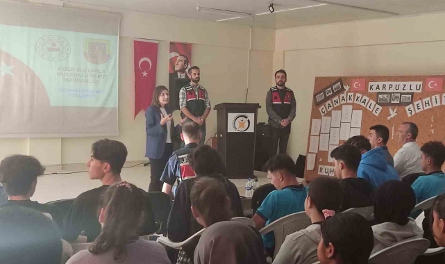 Aydın'da jandarmadan Siber Zorbalıkla Mücadele eğitimi