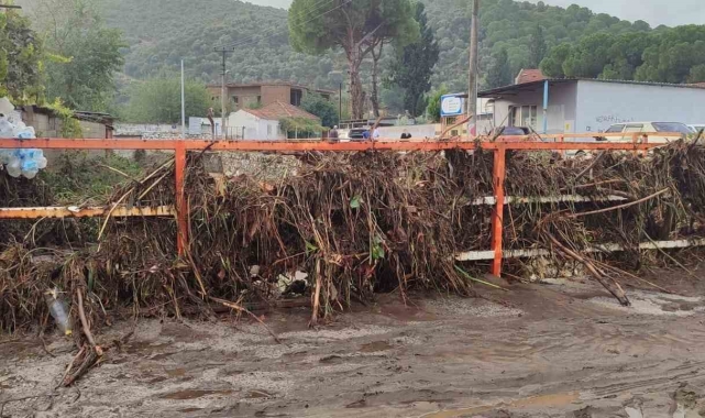 Aydın'da sel felaketi: 1 ölü, 6 kayıp