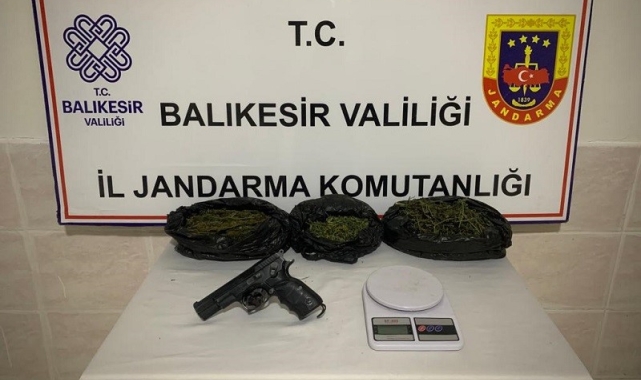 Balıkesir'de 1 şahsa uyuşturucu operasyonu