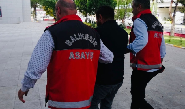Balıkesir&#039;de 14 yıl hapis cezası olan zanlı yakalandı