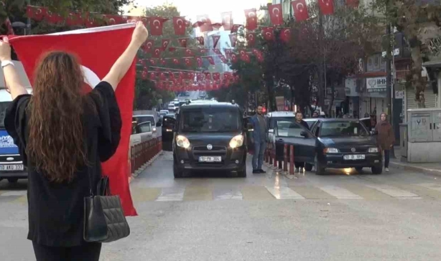 Balıkesir'de 9.05'te saygı duruşu