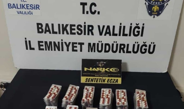 Balıkesir'de kamyonete uyuşturucu hap operasyonu
