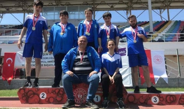 Bandırmalı özel sporcular Türkiye Şampiyonası'nda boy gösterecek