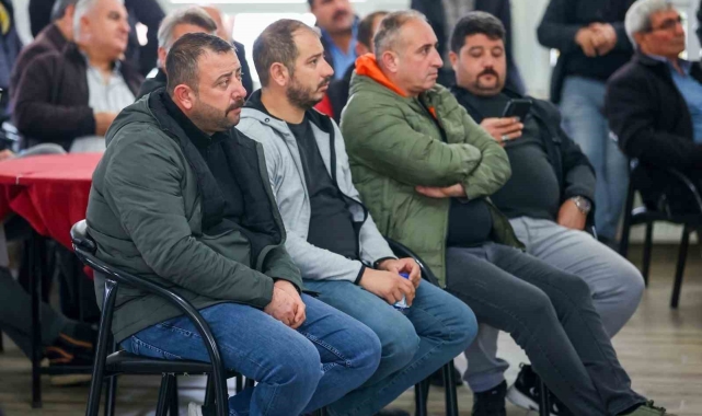 Başkan Çakın kamyoncularla kahvaltı da buluştu