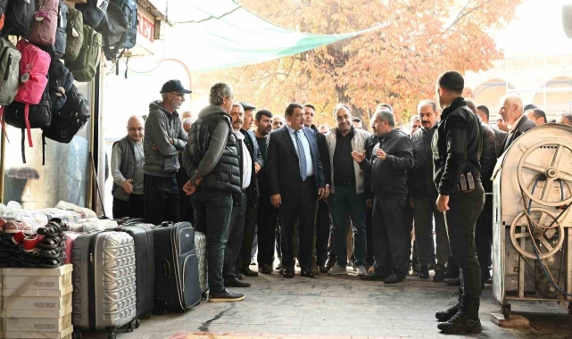 Başkan Gürkan, Mısır Çarşısı esnafıyla bir araya geldi