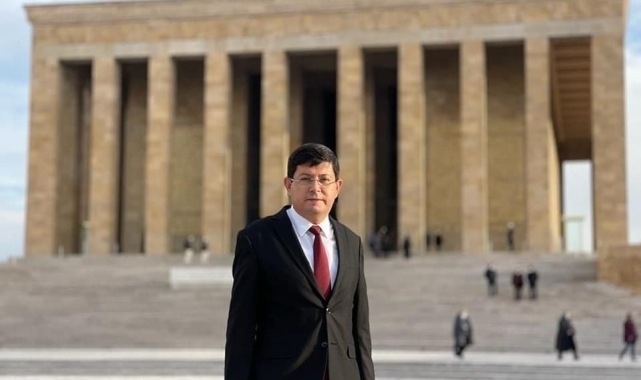 Başkan Özcan: "Her eserin bir imzası vardır, bu ülkenin imzası da Atatürk'tür"