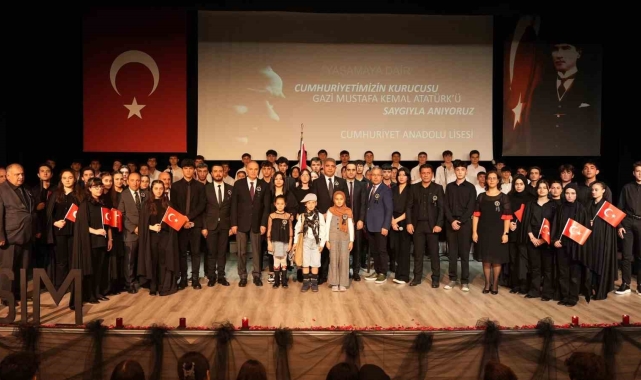 Başkan Özlü öğrencileri yalnız bırakmadı