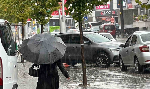 Batı Karadeniz'de sağanak yağış uyarısı