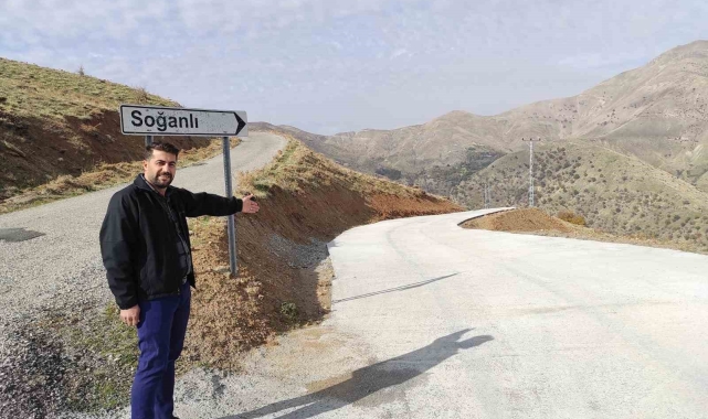 Batman'da köylüler beton yollara kavuşmanın sevincini yaşıyor