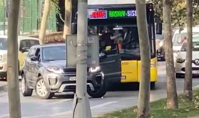 Beyoğlu'da İETT otobüsünün önünün kesilmesi olayının detayları: Eşini ve bebeği için önünü kesmiş