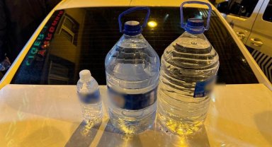 Beyoğlu'nda yılbaşı öncesi sahte içki operasyonu: Pet şişedeki alkol 700 litreyi yakalattı