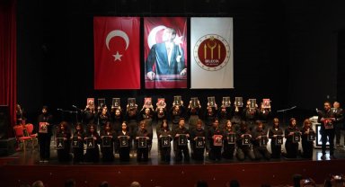 Bilecik'te lise öğrencilerin Atatürk Oratoryosu büyük beğeni topladı