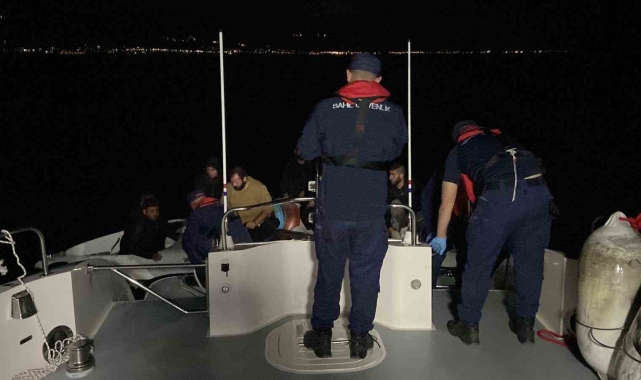 Bodrum'da 28 düzensiz göçmen yakalandı, 15'i kurtarıldı