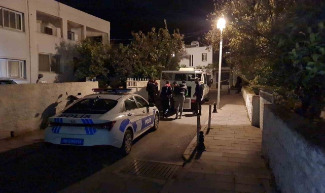 Bodrum'da kan donduran cinayet: Annesini boğazından bıçaklayarak öldürdü