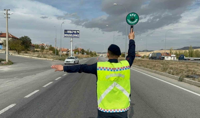 Bolvadin'de jandarmadan trafik denetimi