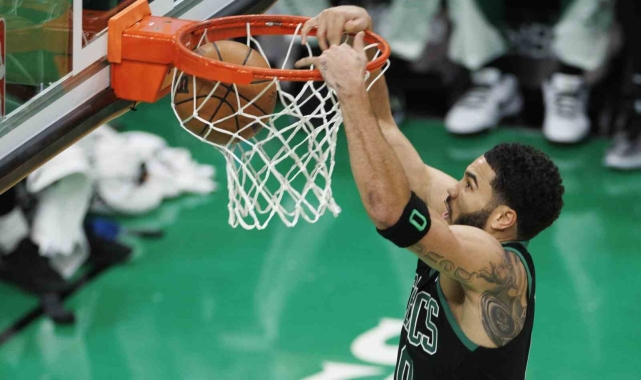 Boston Celtics, New York Knicks'i mağlup etti