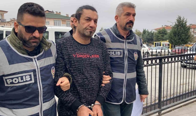 Burdur'da 25 yıl hapis cezasıyla aranan şahıs yakalanarak cezaevine gönderildi