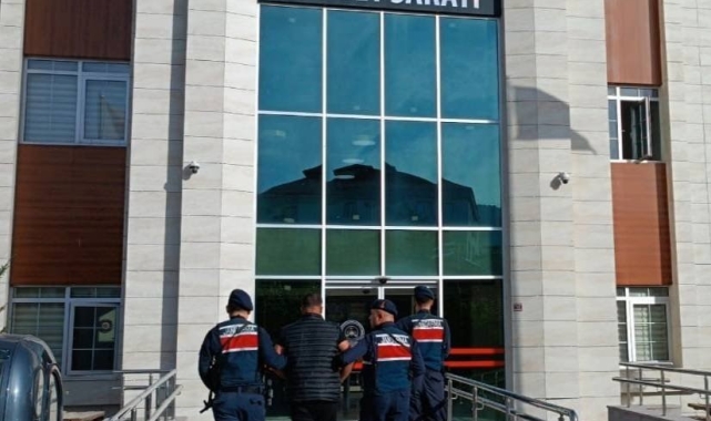 Burdur'da jandarmanın genel asayiş çalışmasında 5 kişi tutuklandı