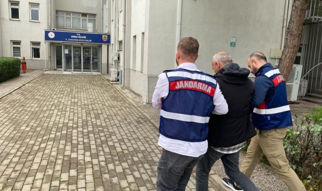Bursa jandarması aranan 102 şüpheliyi yakaladı