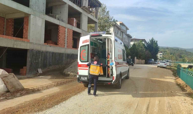 Bursa'da inşaattan düşen işçi yaralandı