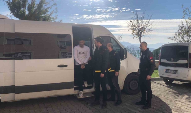 Bursa'da yabancı uyruklu şahsın öldürülmesiyle ilgili 5 kişi gözaltına alındı