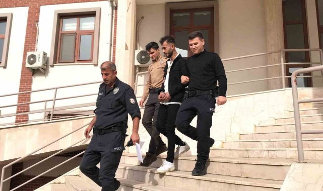 Cadde ortasında husumetlisini silahla vurarak yaralayan şahıs tutuklandı